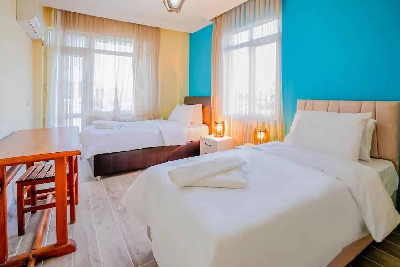 Central And Comfy Flat With Balcony In Muratpasa 安塔利亚 0*,  土耳其