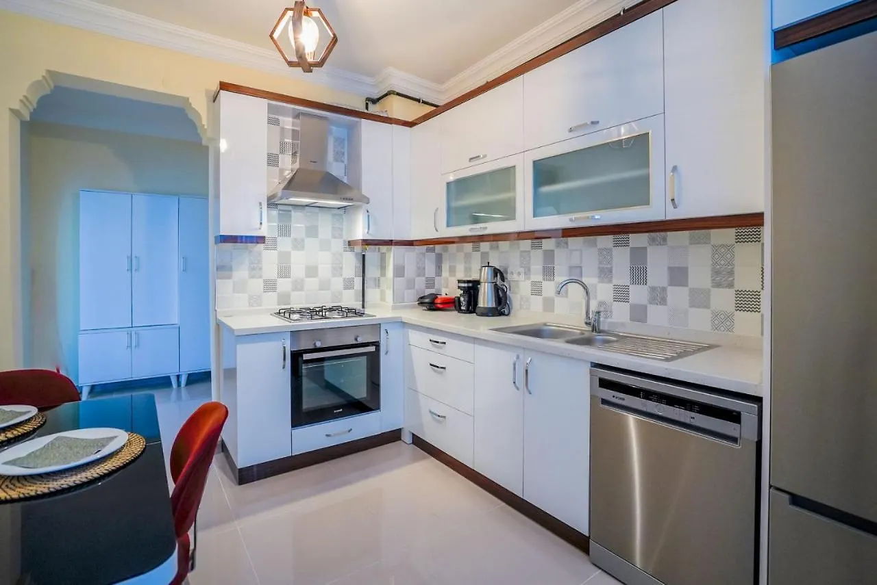 Central And Comfy Flat With Balcony In Muratpasa Анталья 0*,